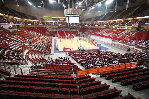 图文:广州亚运篮球场馆媲美NBA 被誉广州鸟巢