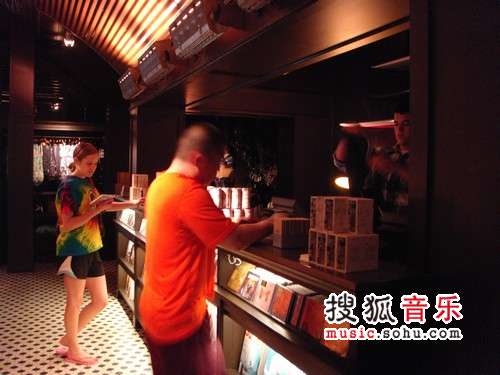 HollisterȴǮʱCD