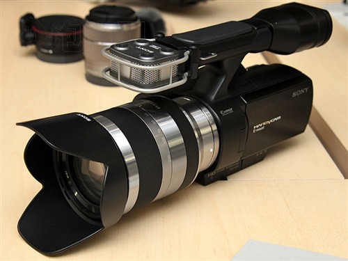 可使用单反镜头 索尼可换镜头DV降价滚动频道