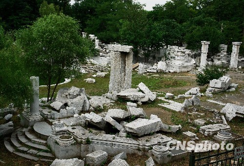 圆明园罹难一百五十载:回归文物聚首故园(图)