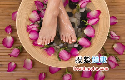 泡脚v视频下葬寿助长泡脚六视频小心禁忌安徽图片