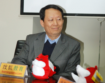 北京十一学校校长李希贵做客《搜狐教育会客厅》接受专访;乐成国际