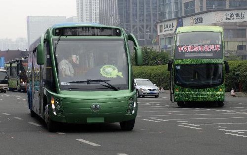 世界电动车聚深圳 60辆新能源车巡游全城
