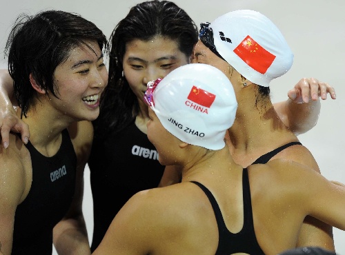 (亚运会)(10)游泳--女子4X100米混合泳接力:中