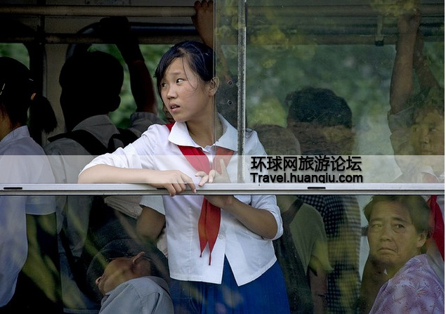 乘坐公交车的女电话博雅v电话学生小学图片
