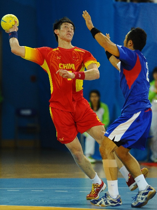 (亚运会)(7)手球--男子小组赛:中国负日本滚动频