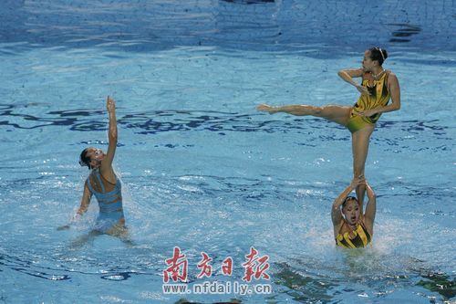 中国花样游泳队 包揽广州亚运会全部三块金牌