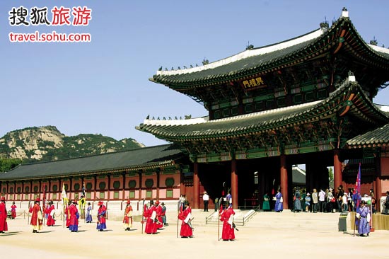 探访首尔古建筑 看韩国人怎么保护世界遗产