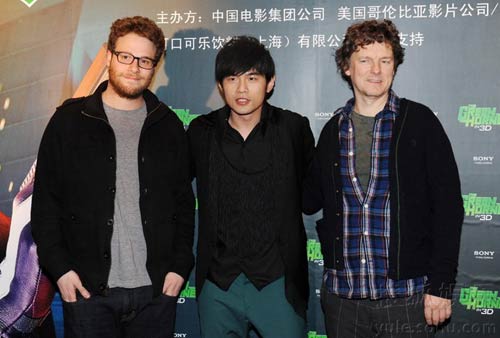 罗根与周杰伦，《青蜂侠》导演米歇尔-岗瑞在北京首映式上