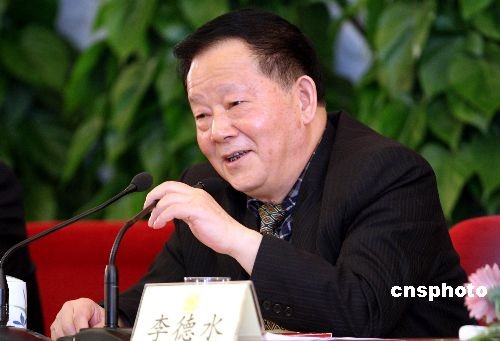 杭州GDP水平_杭州滨江上半年GDP两年平均增长超10%位列全市第一(2)