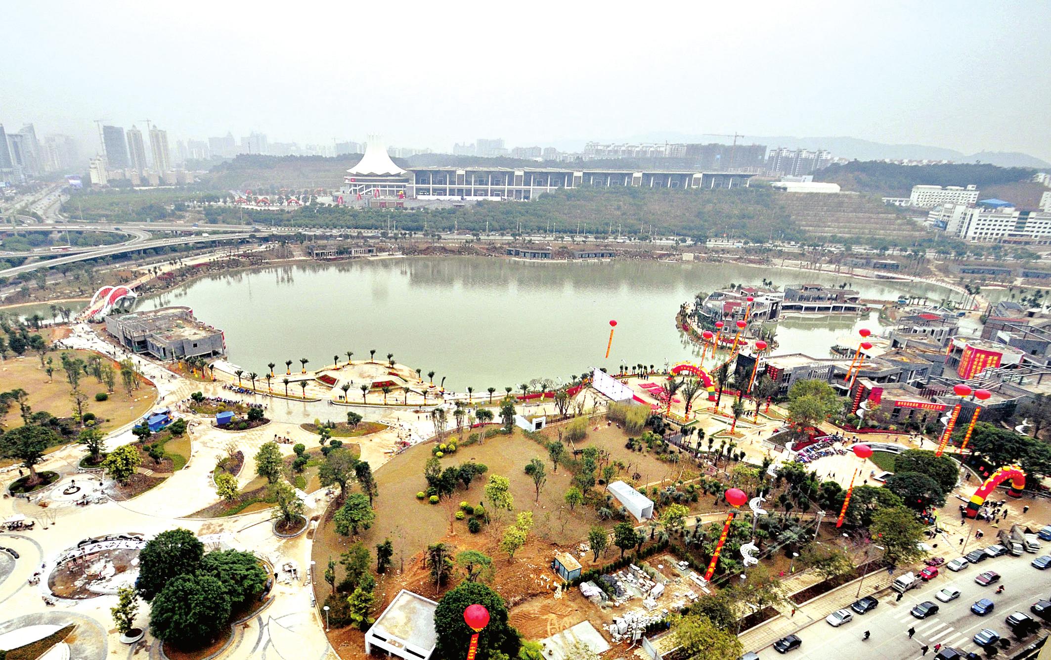 "一江两湖"初现"中国水城"美景(组图)