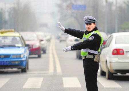 一个交警的春节印象:吃上汤圆已经是初一凌晨