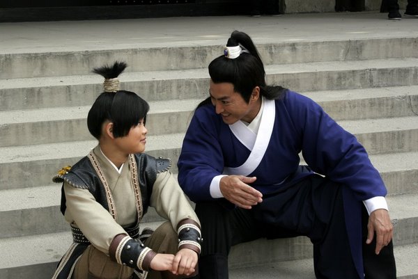 展昭和艾虎不办案的时候也瞎聊
