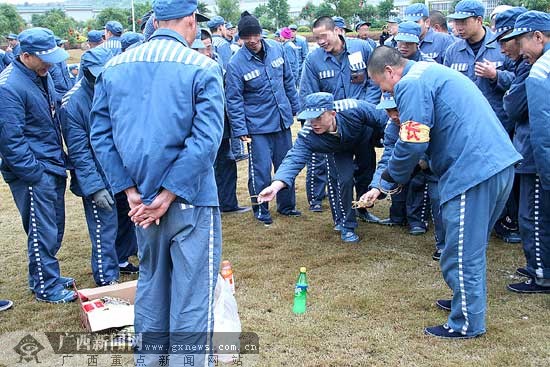 记者探访服刑人员:高墙内的春节充满"感恩味(图)