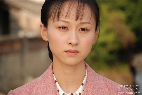 练束梅演绎苦命"属羊女 用行动大破宿命论