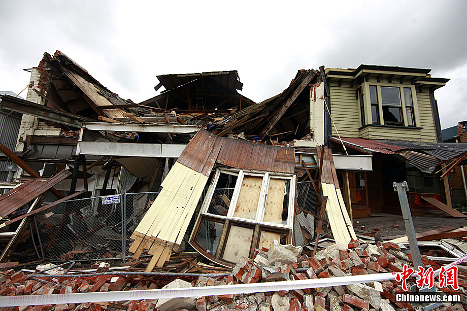 新西兰大地震不少楼房破坏严重 组图