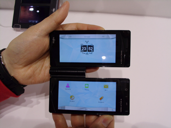 双屏幕Android 富士通两款双屏手机图赏