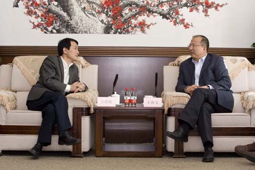 于新文吉林省市王常松一行(组图)