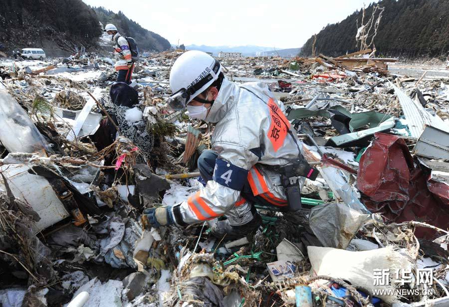 日本地震多数遇难者或死于海啸(组图)