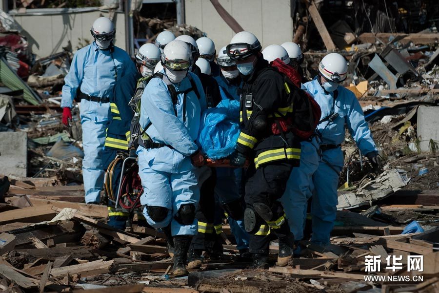 日本地震多数遇难者或死于海啸(组图)