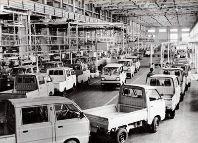 1989年，长安厂5万辆微型汽车生产线。