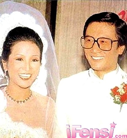 小s婚纱照在哪照的_小S徐熙娣和老公许雅钧结婚照