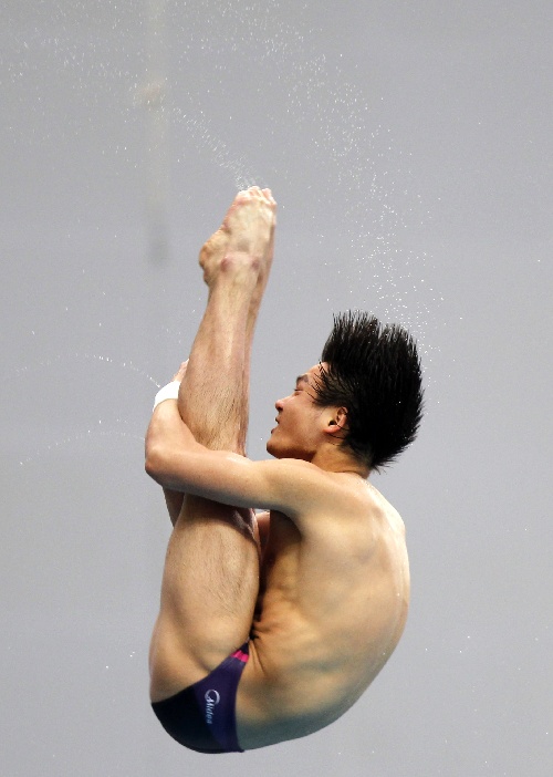 图文:世界跳水系列赛北京站 邱波绷脚尖很漂亮