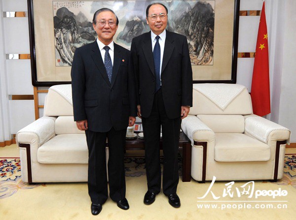 人民日报社社长张研农会见朝鲜驻华大使池在龙(组图)