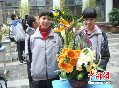 温州华裔学生参加校园文化艺术节活动获佳绩(