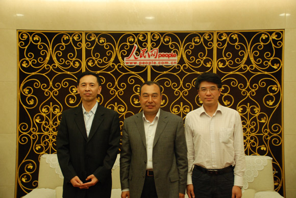 组图:库热西·买合苏提做客人民网