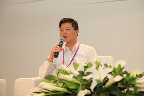 唐山国丰钢铁有限公司副总经理苏毅发表主题演讲。