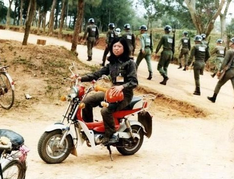 驻守金门的国军女兵照(组图)
