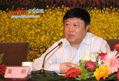 国家中医药管理局副局长吴刚出席会议并讲话.朱师良 摄