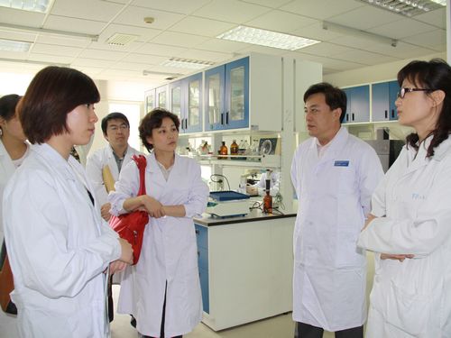 人口宏观决策系统登录_政府决策分析(2)