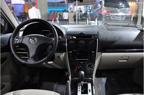 2011Դ6