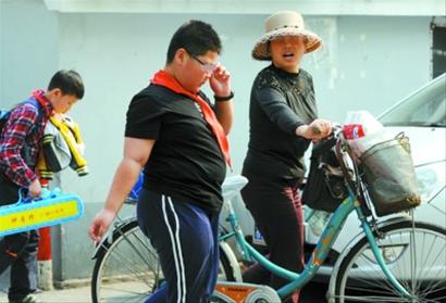 上海儿童肥胖率超高 病源多因祖辈娇宠(图)
