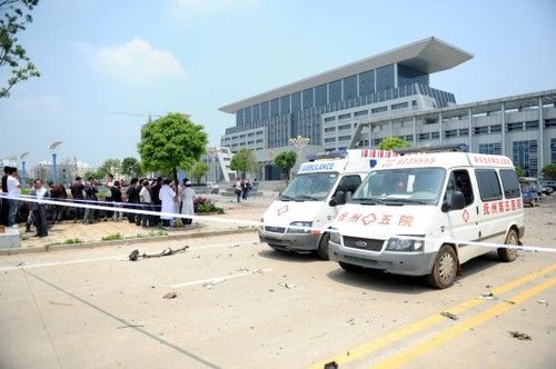江西抚州检察院临川区政府爆炸2人死亡(