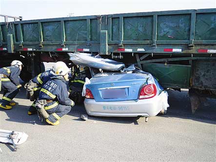人口大卡车_大卡车简笔画
