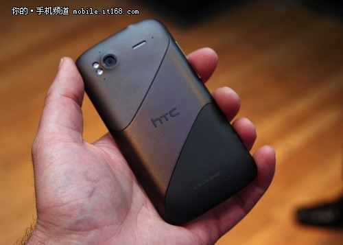 双核怪兽 HTC Sensation中文版定价曝光
