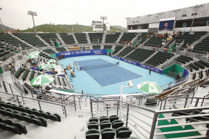 网球测试赛首日运转顺畅 选手赞场馆环境氛围