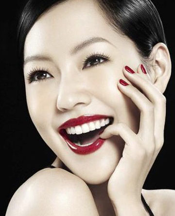 美容冠牙齿修复不拔牙; 皓齿美白;    皓齿美白