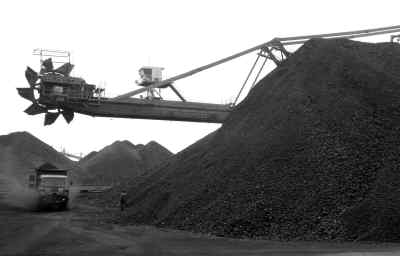 收储电力和煤炭企业煤矿生产能力在2000万吨