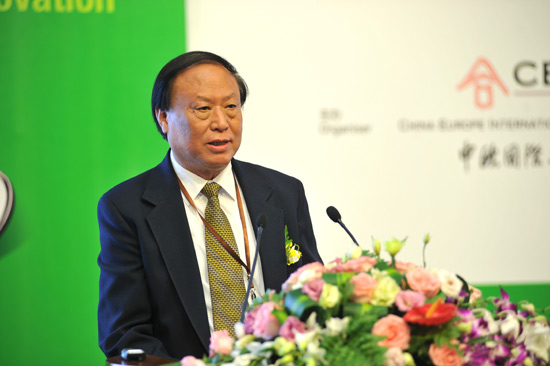中国医院协会会长,原中国卫生部副部长 曹荣桂