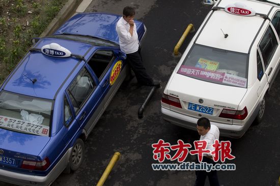 上海出租车调高起步价方案获多数支持(图)