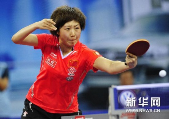 乒乓球中国公开赛: 文佳女单夺冠[组图]