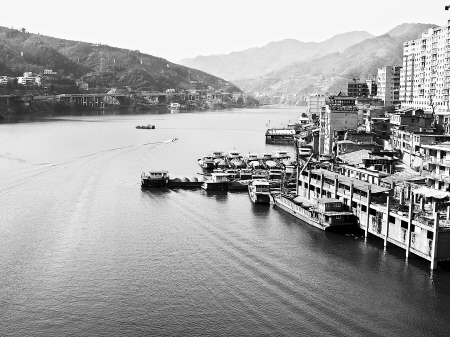 紫阳:将分批开发影片景点 经过多方打探,记者昨日采访到安康市图片