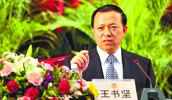 经济总量勇当排头兵_经济发展图片