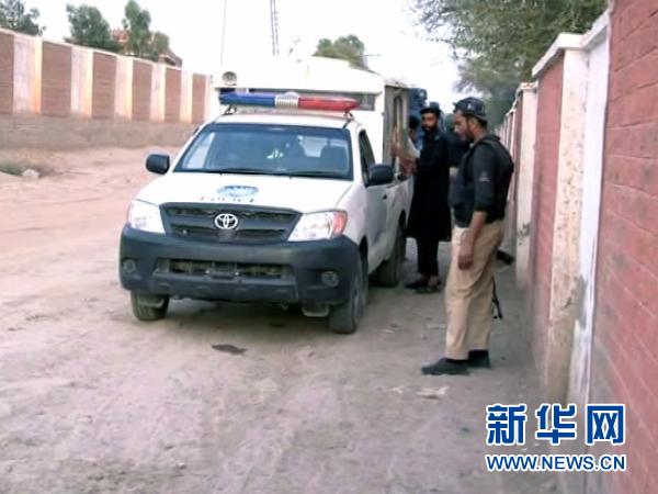 巴基斯坦警察局遭袭 多名警察伤亡(组图)