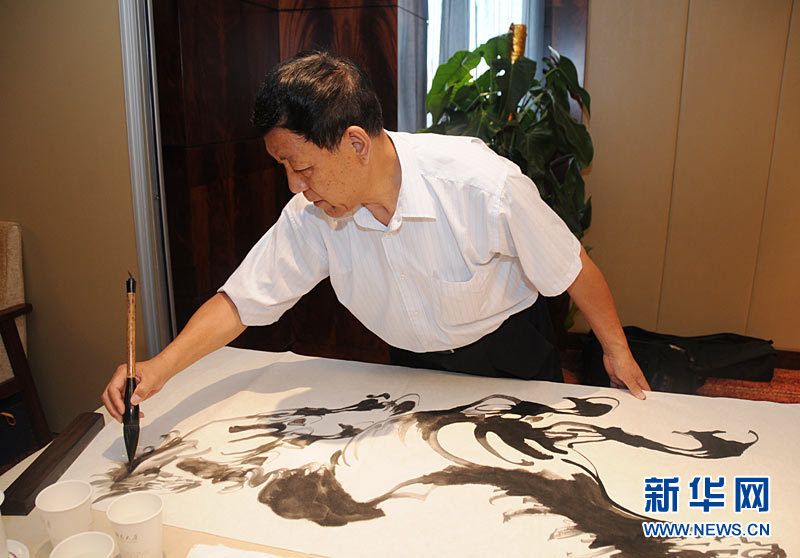 中国虹中央国家机关老同志书画笔会在京举行