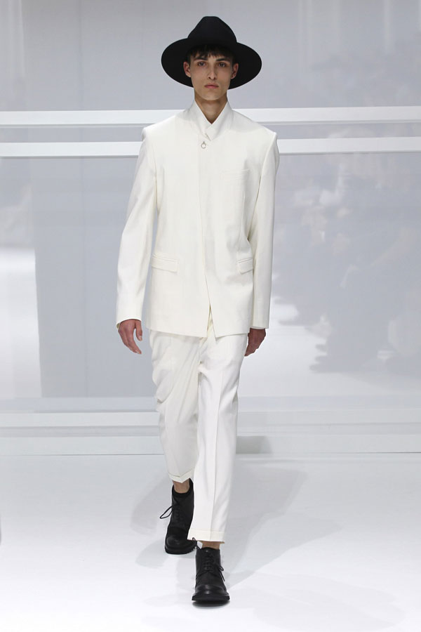 DIOR HOMME 2012春夏男装系列:不繁亦不凡